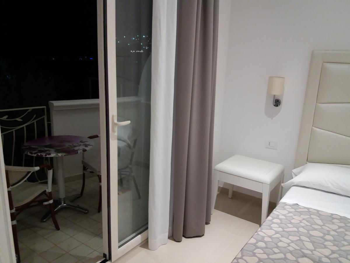 Hotel Corona Beach Peschici Extérieur photo